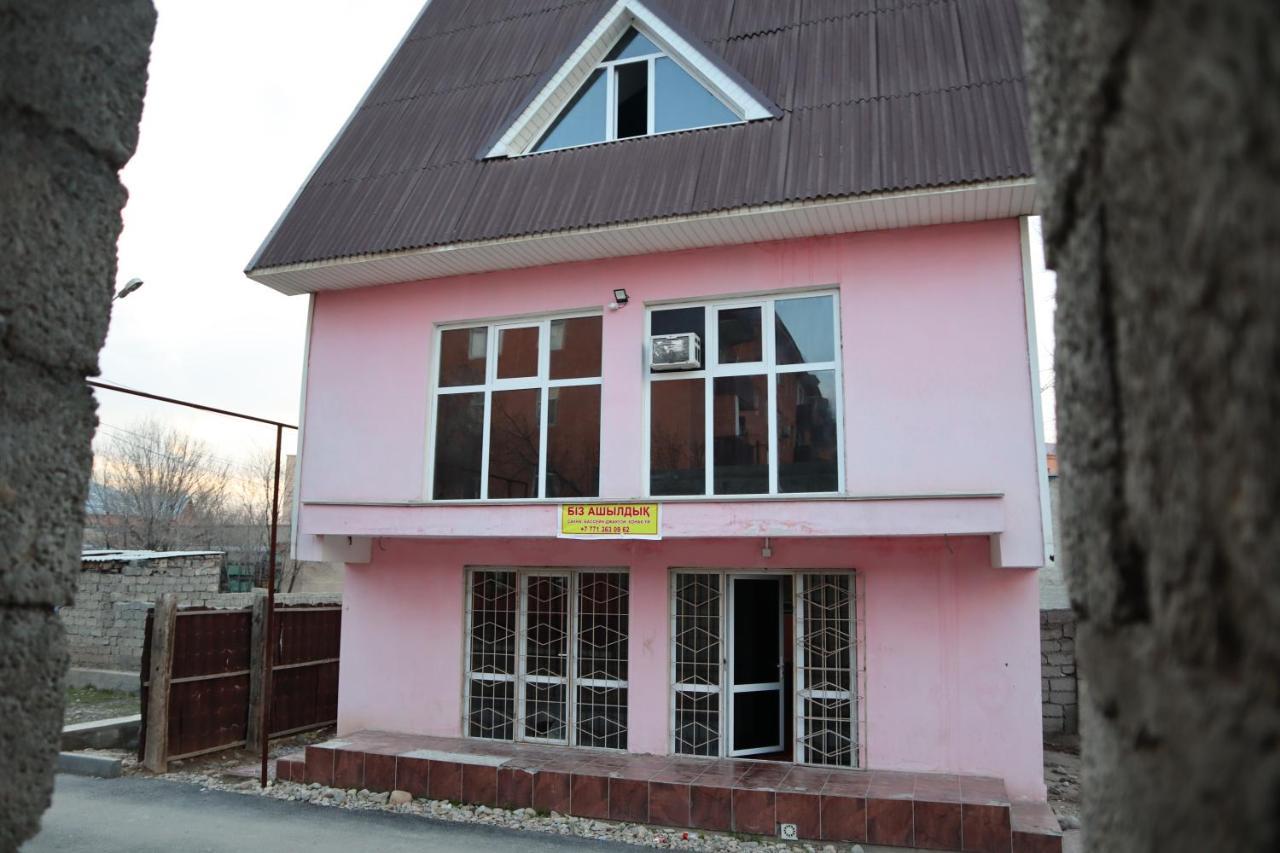 Ecopana Hotel Turkistan Exterior photo